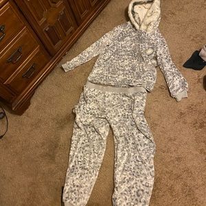 Fluffy pjs